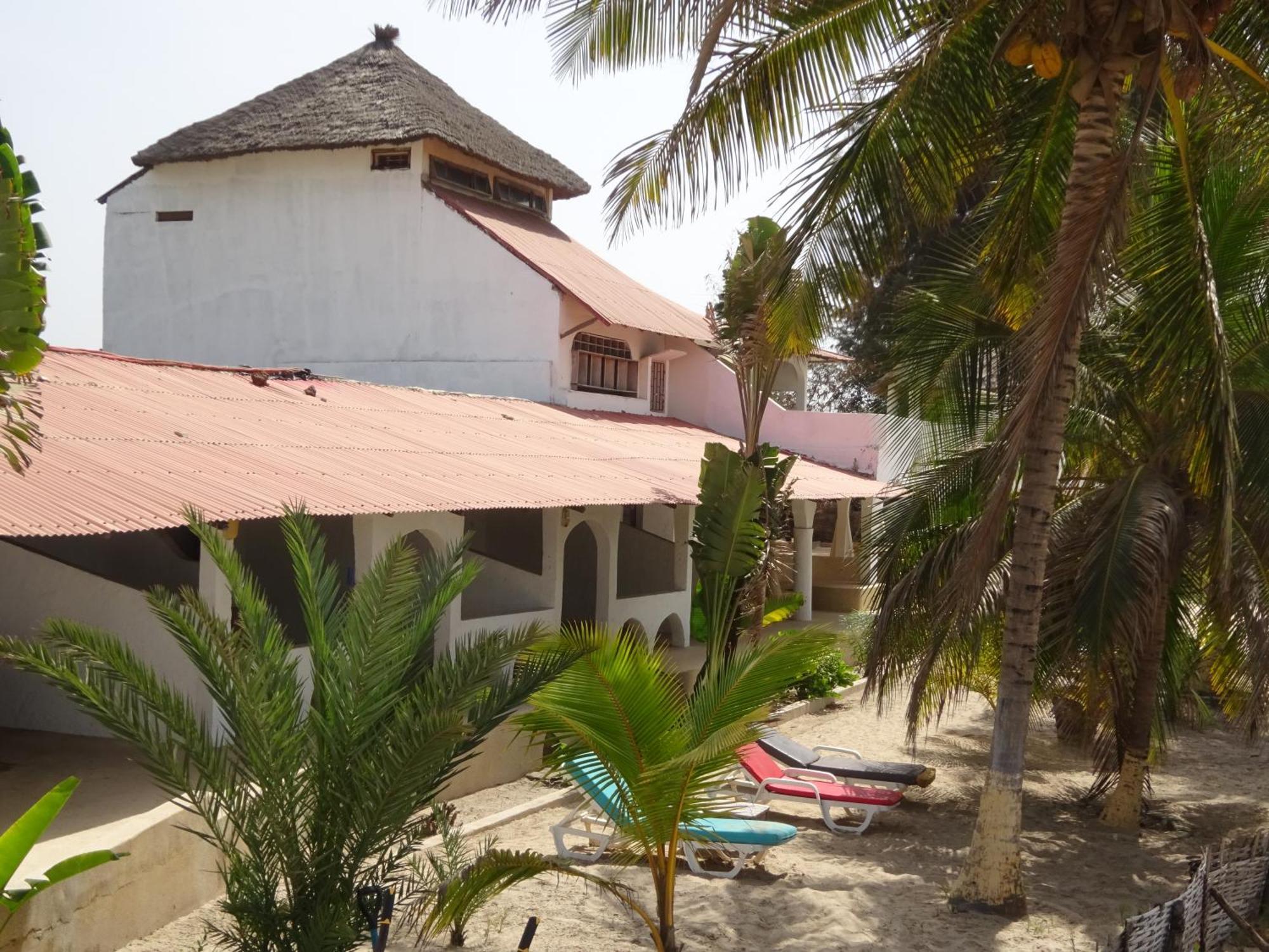Hotel Du Bar De La Mer Cap Skirring Kabrousse Экстерьер фото